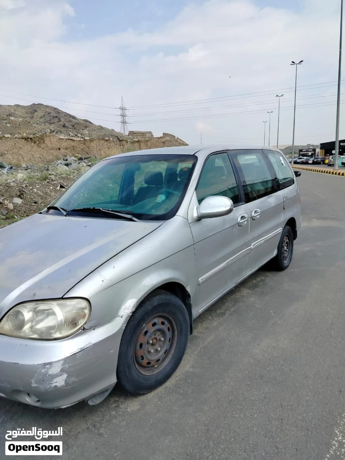 2004 Kia Carnival