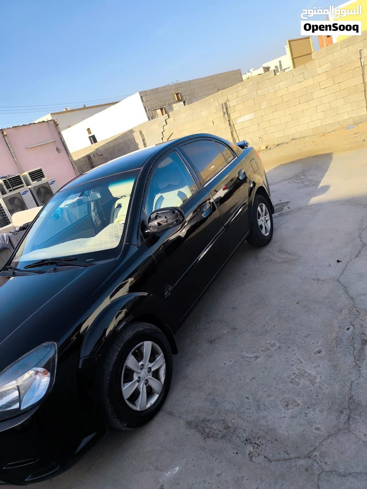 2011 Kia ريو